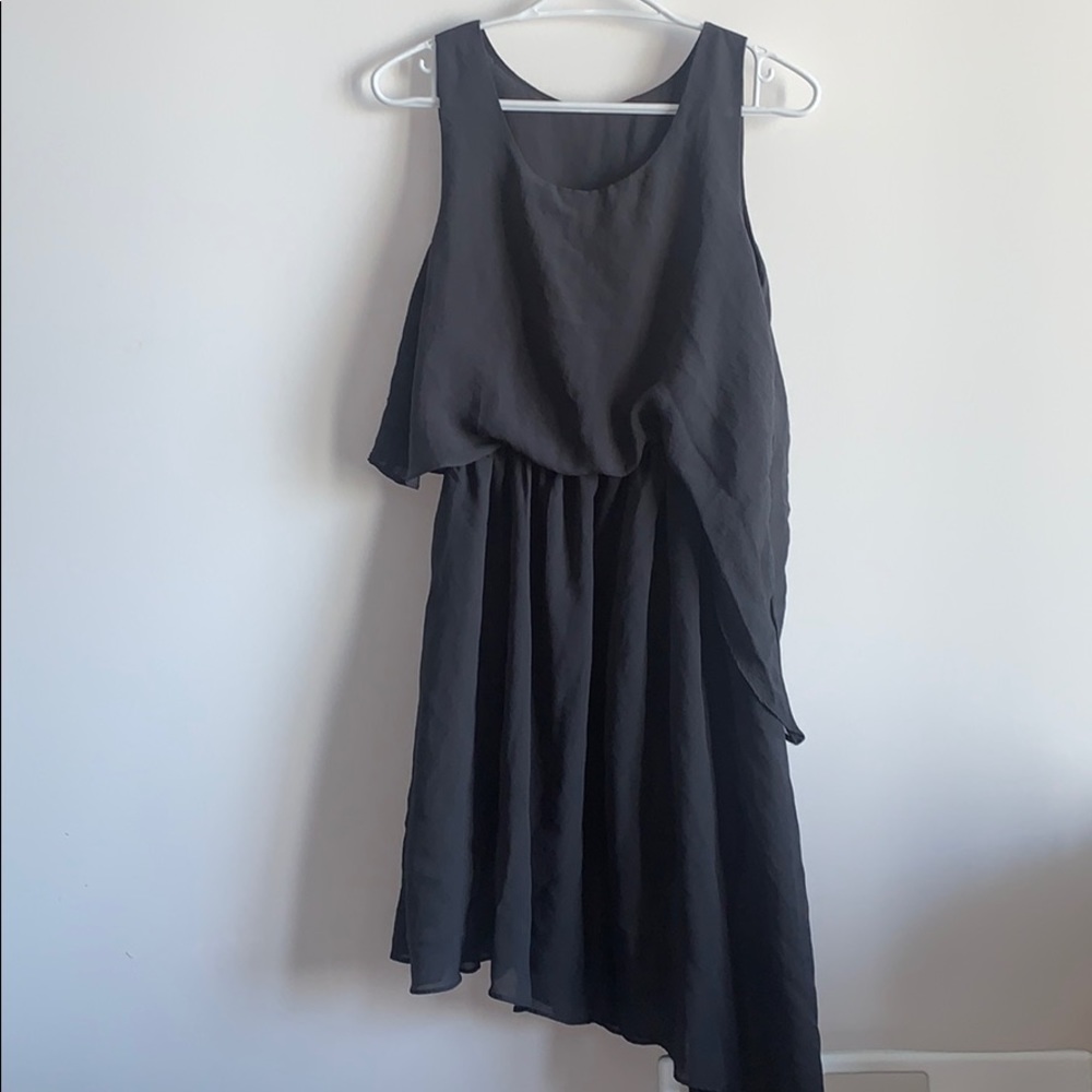 NWOT grey flowy asymmetric sleeveless dress